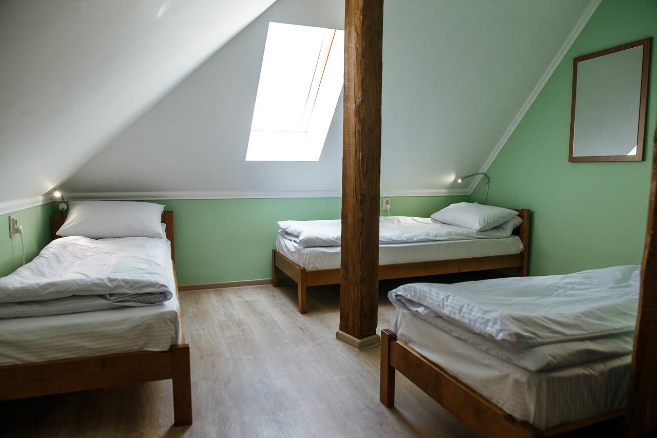 Sweet Home Hostel / Guest House Czerniowce Zewnętrze zdjęcie